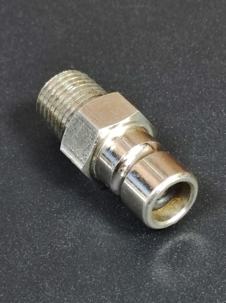 Фитинг топливный 