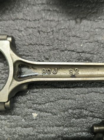 Шатун Suzuki 90, 100, 115, 140