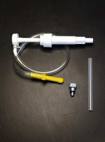 Насос для замены масла в редукторе