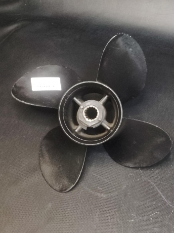 Винт гребной Mercury 75-125 (12.75 х17 шаг)